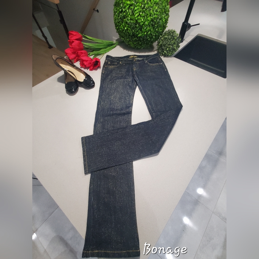 NWOT BONAGE Superbe jeans bootycut marine et fils doré unique ! Wow !